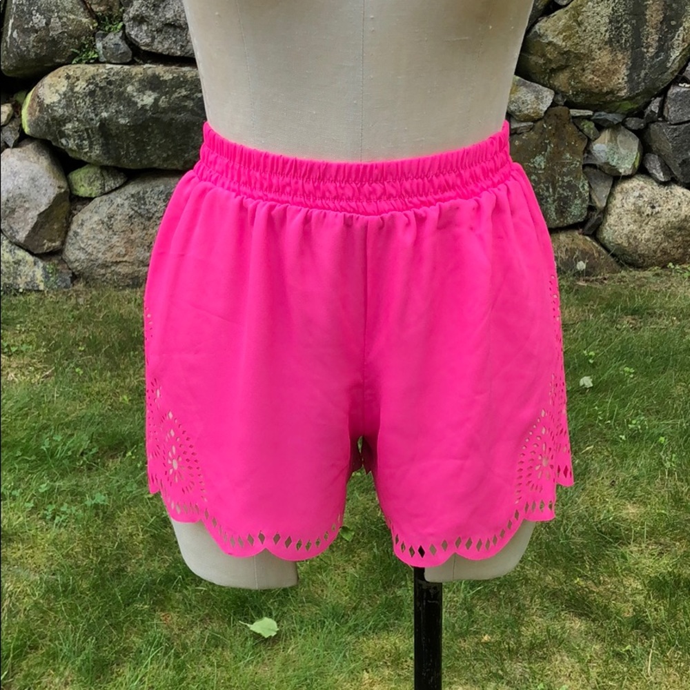 h.i.p. Boho laser cut pink shorts